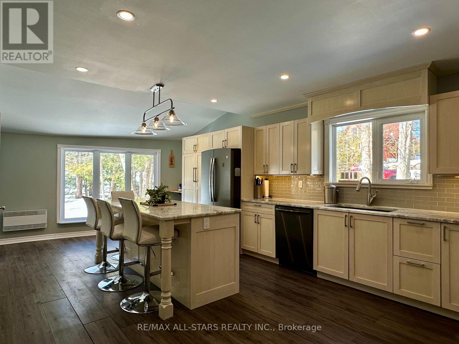 398 Edwina Drive, Trent Lakes, Ontario  K0M 1A0 - Photo 8 - X12862168