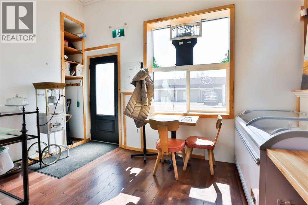 320 Railway Avenue, Granum, Alberta  T0L 1A0 - Photo 20 - A2290999