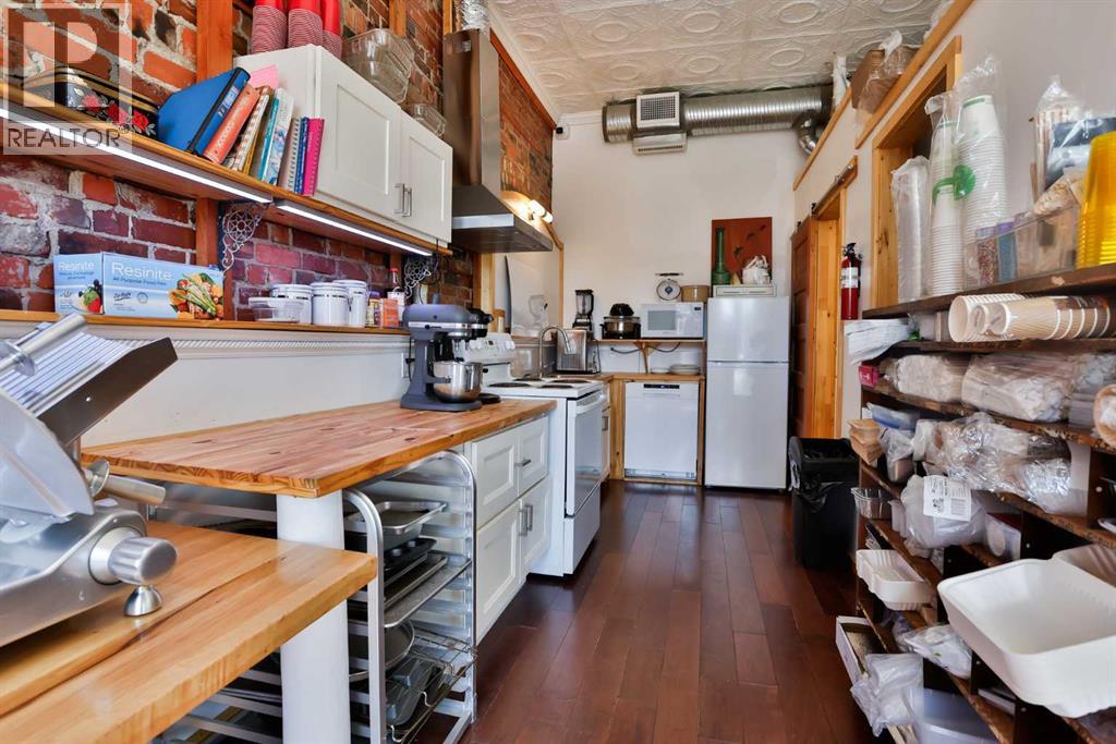 320 Railway Avenue, Granum, Alberta  T0L 1A0 - Photo 21 - A2290999