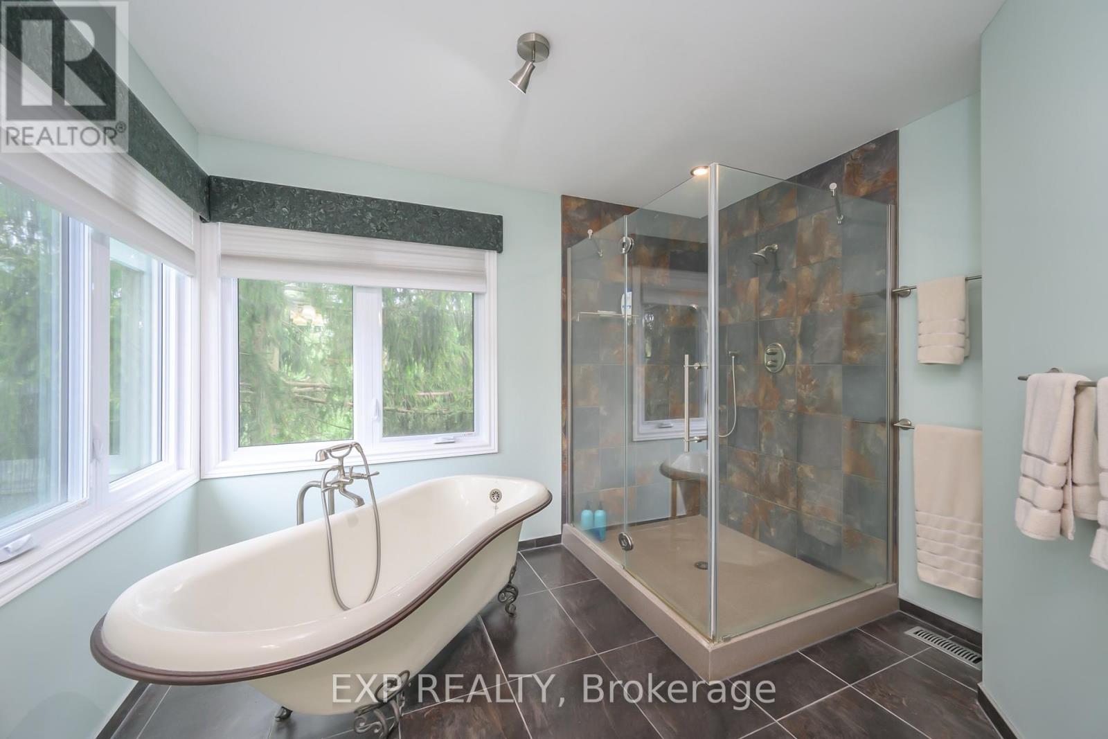 43 Glenridge Crescent, London North, Ontario  N6G 4W5 - Photo 17 - X12861974