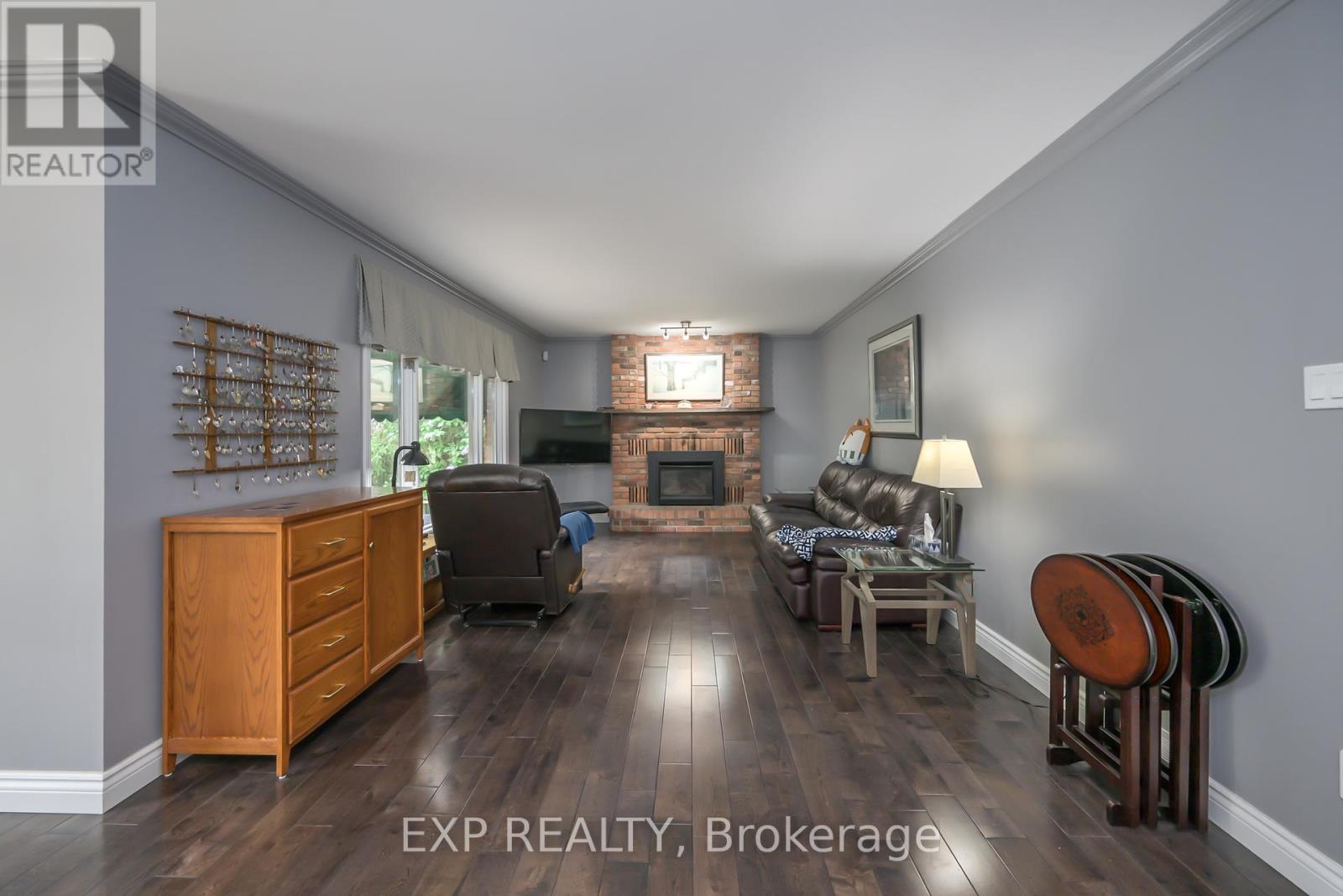 43 Glenridge Crescent, London North, Ontario  N6G 4W5 - Photo 5 - X12861974