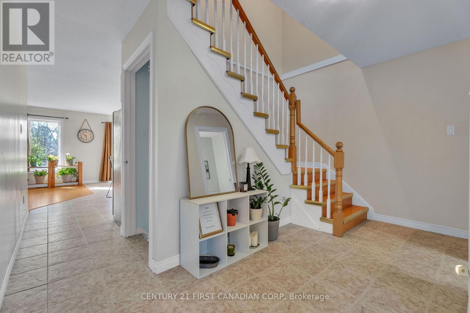 89 Mctaggart Court, London North, Ontario  N5X 3L9 - Photo 7 - X12862004