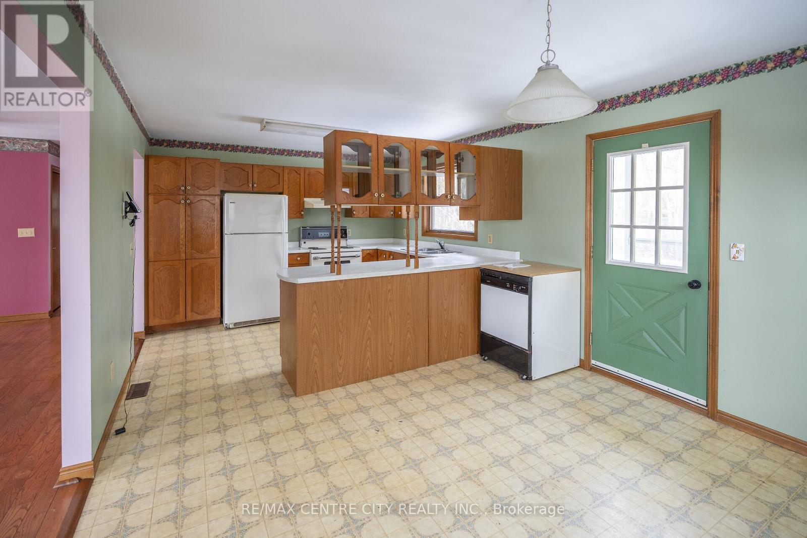 1496 Elgin Cty Rd 55 Road, Norfolk, Ontario  N0J 1Y0 - Photo 19 - X12862094