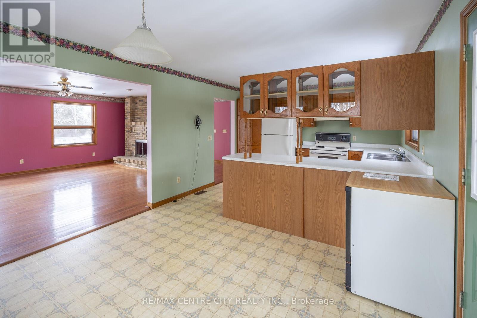 1496 Elgin Cty Rd 55 Road, Norfolk, Ontario  N0J 1Y0 - Photo 20 - X12862094