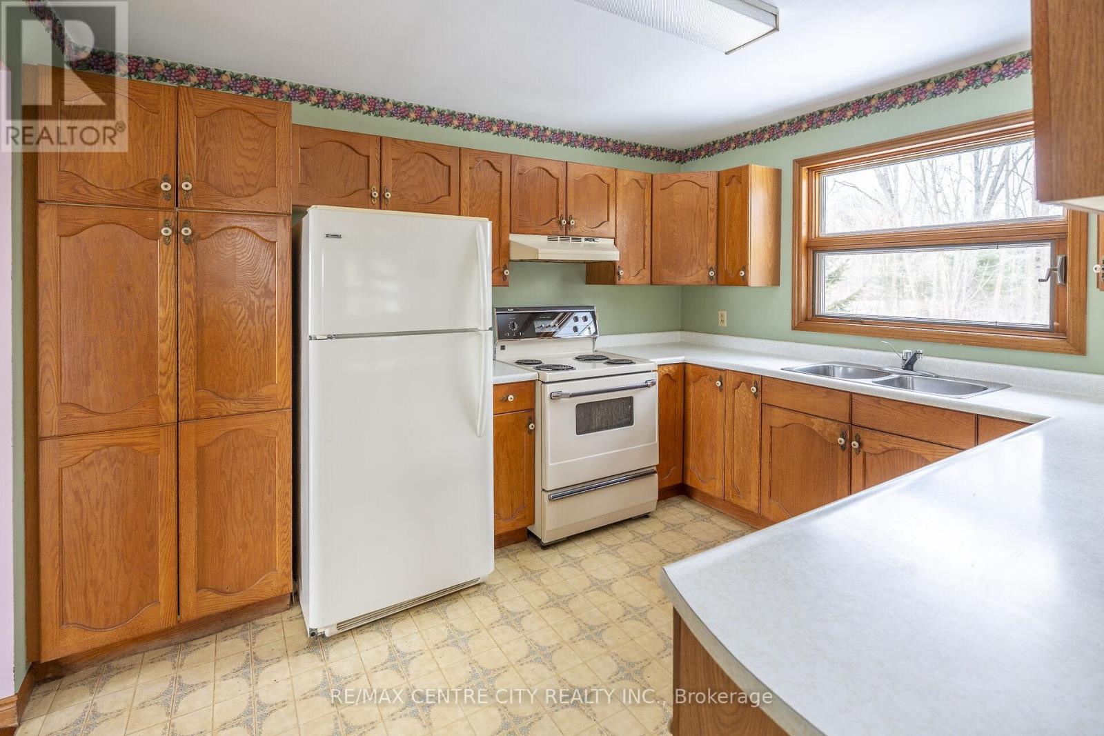 1496 Elgin Cty Rd 55 Road, Norfolk, Ontario  N0J 1Y0 - Photo 22 - X12862094