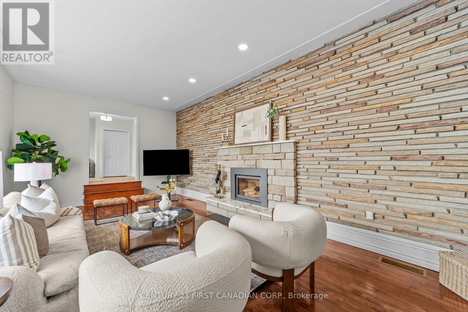 14519 Elginfield Road, Middlesex Centre, Ontario  N0M 2J0 - Photo 15 - X12862118