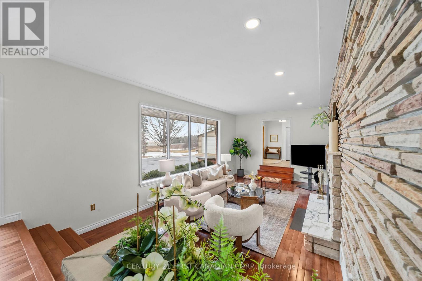 14519 Elginfield Road, Middlesex Centre, Ontario  N0M 2J0 - Photo 16 - X12862118