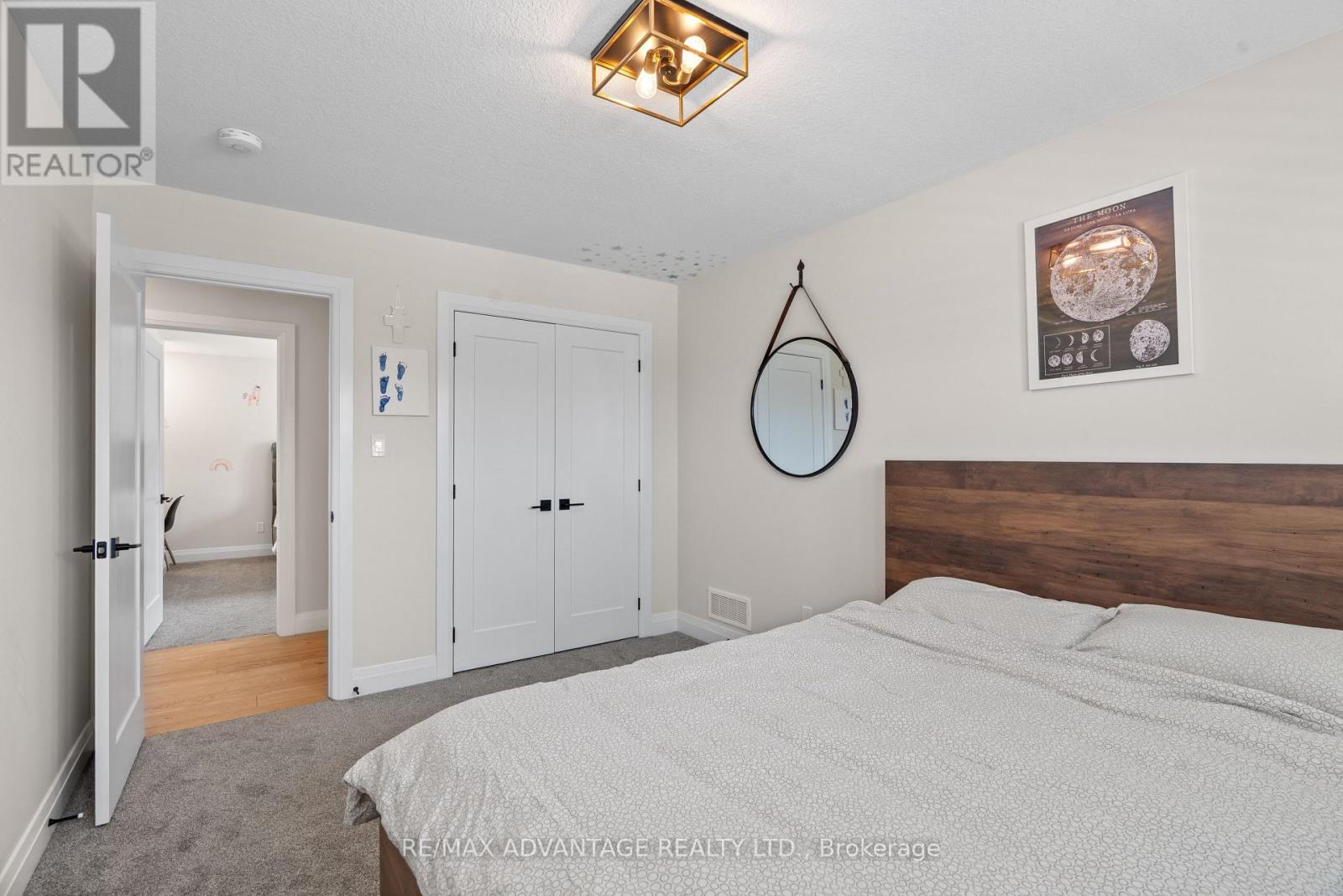 94 Mill Pond Crescent, Thames Centre, Ontario  N0L 1G2 - Photo 24 - X12862174