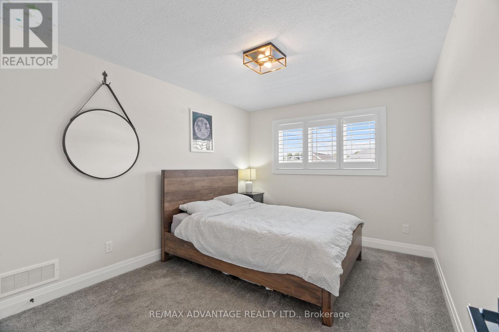 94 Mill Pond Crescent, Thames Centre, Ontario  N0L 1G2 - Photo 25 - X12862174