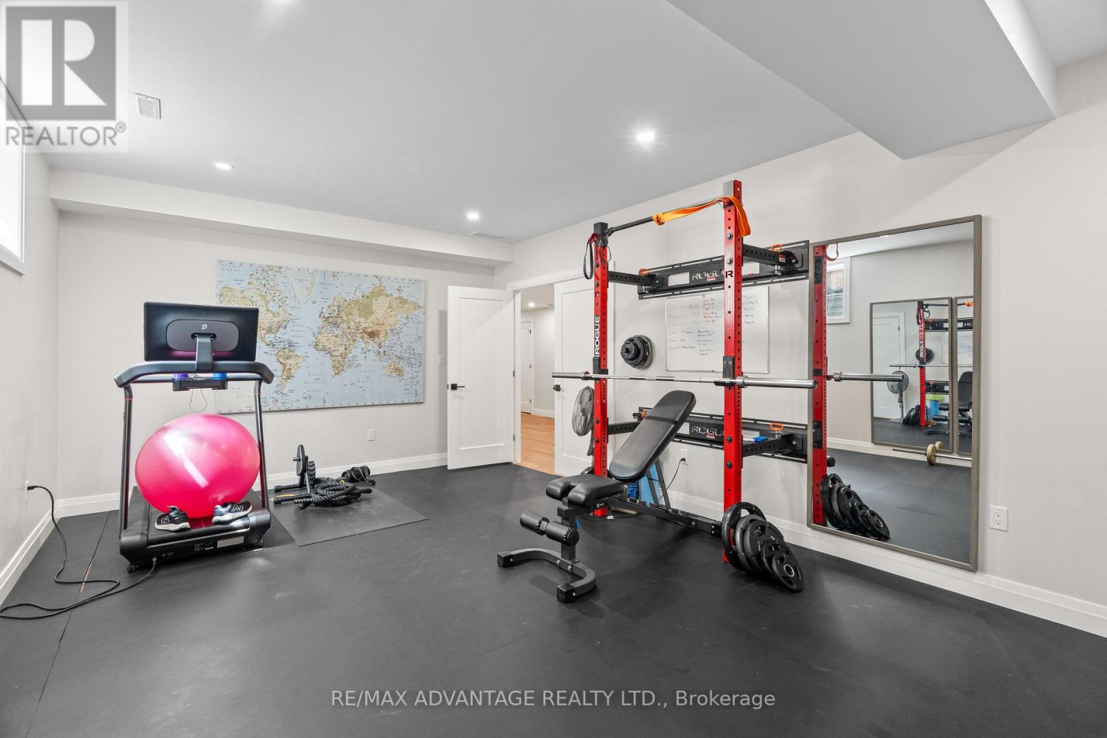 94 Mill Pond Crescent, Thames Centre, Ontario  N0L 1G2 - Photo 36 - X12862174