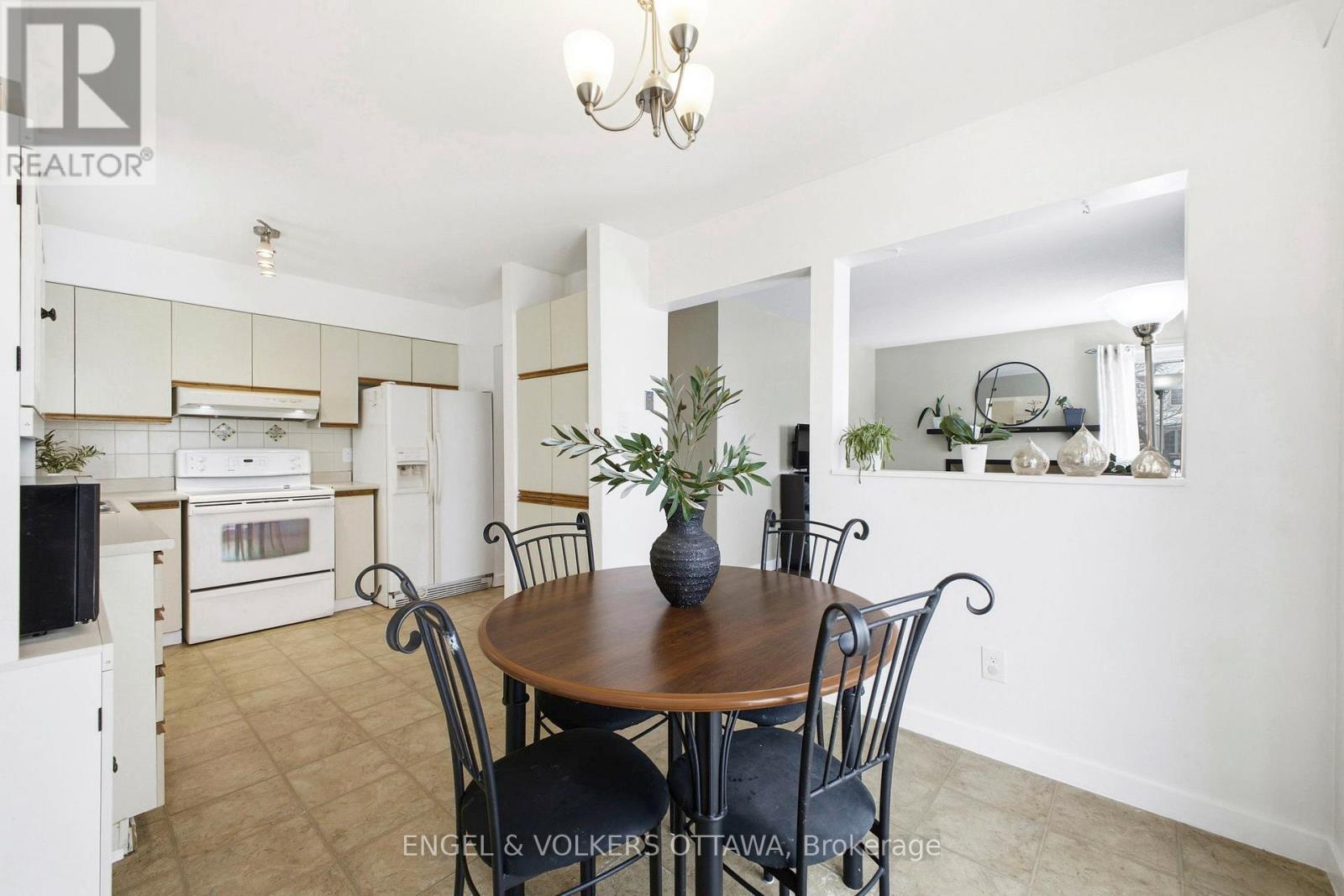 14 Gamma Court, Ottawa, Ontario  K2J 3W8 - Photo 11 - X12862136