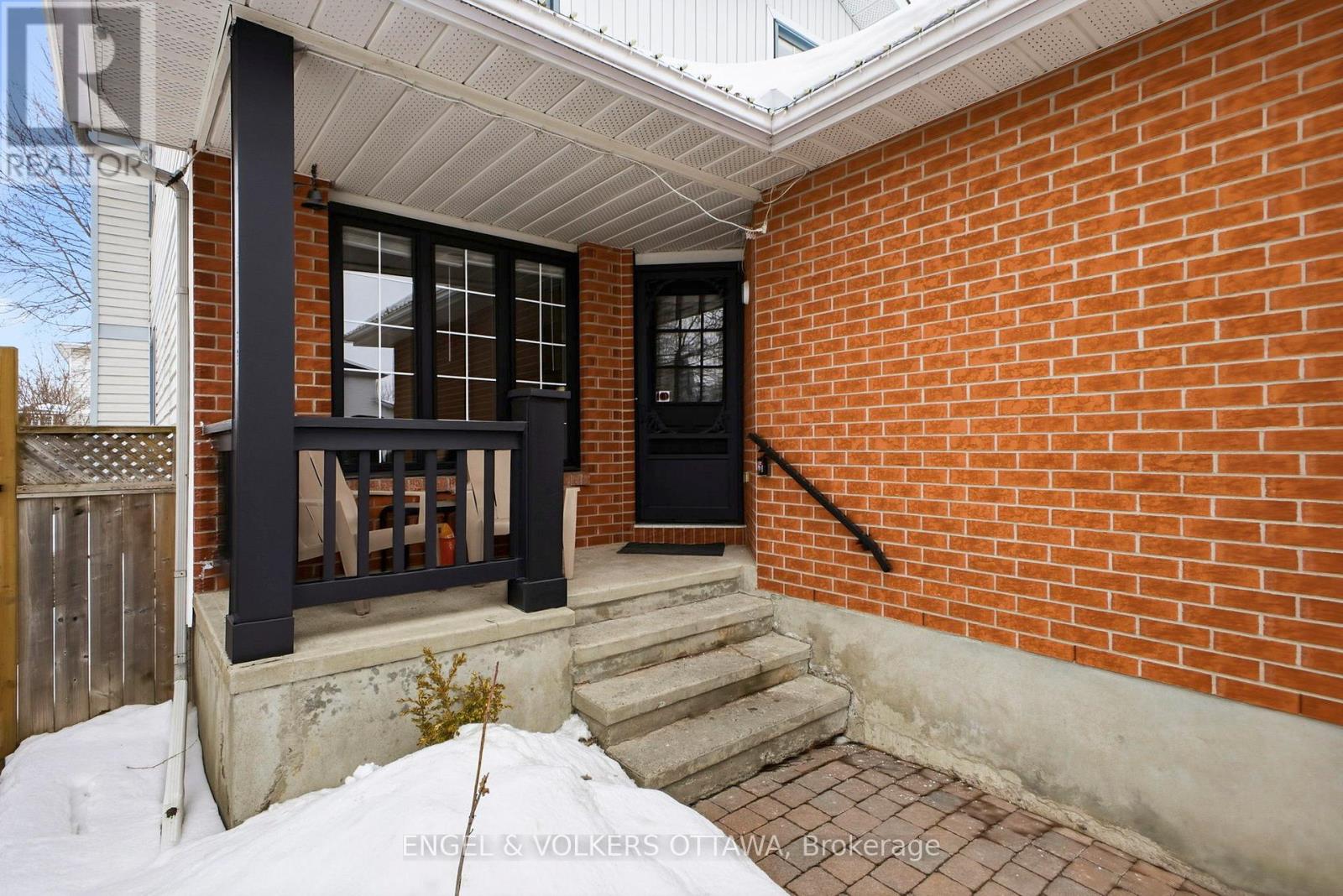 14 Gamma Court, Ottawa, Ontario  K2J 3W8 - Photo 2 - X12862136