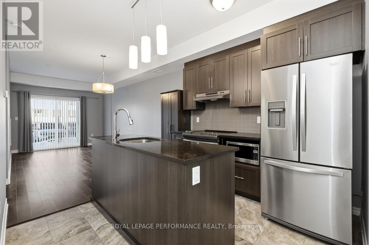 116 - 120 Prestige Circle, Ottawa, Ontario  K4A 1B4 - Photo 8 - X12862196