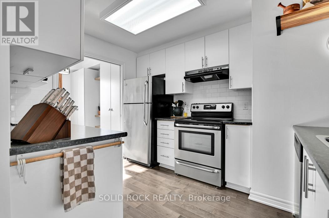 10 - 19 Tadley Private, Ottawa, Ontario  K2J 2T3 - Photo 15 - X12862216