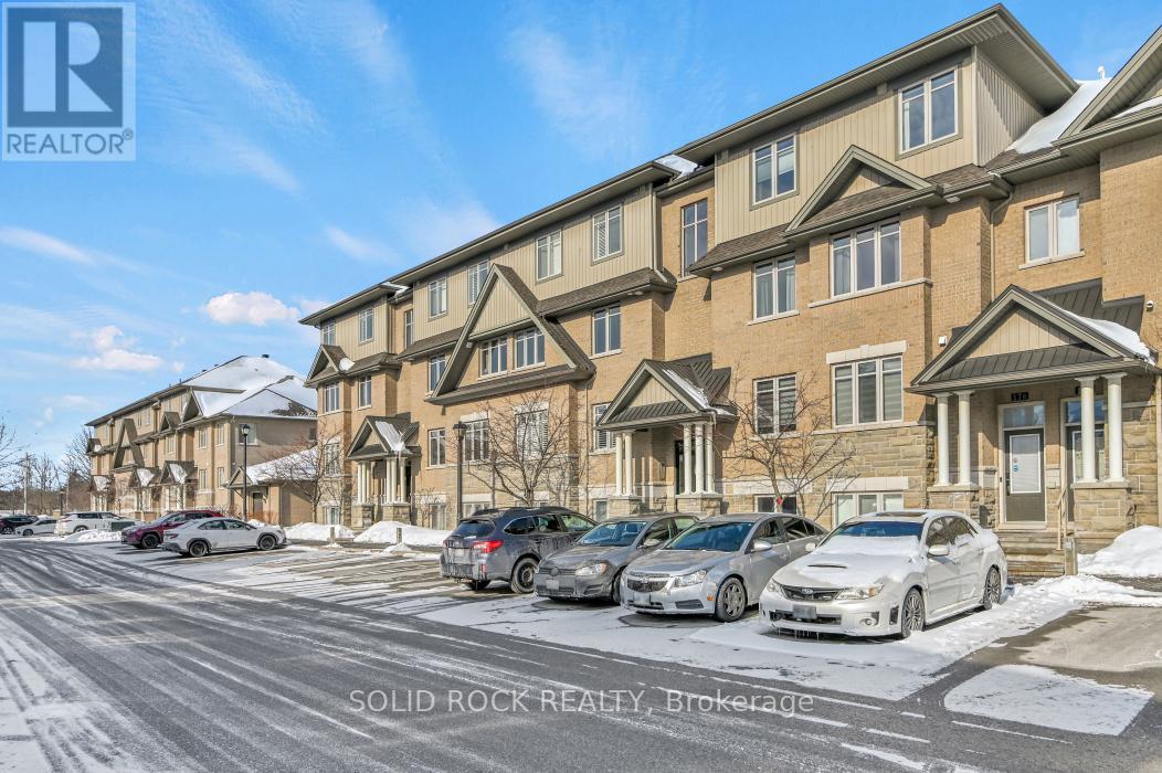 10 - 19 Tadley Private, Ottawa, Ontario  K2J 2T3 - Photo 3 - X12862216