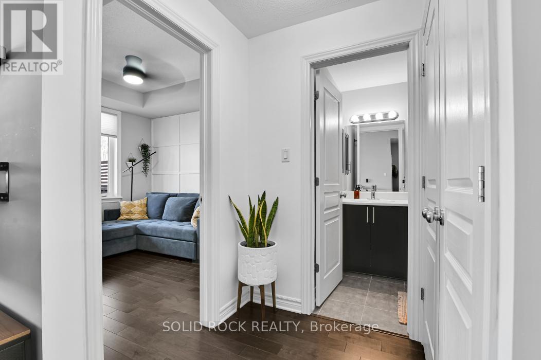 10 - 19 Tadley Private, Ottawa, Ontario  K2J 2T3 - Photo 30 - X12862216