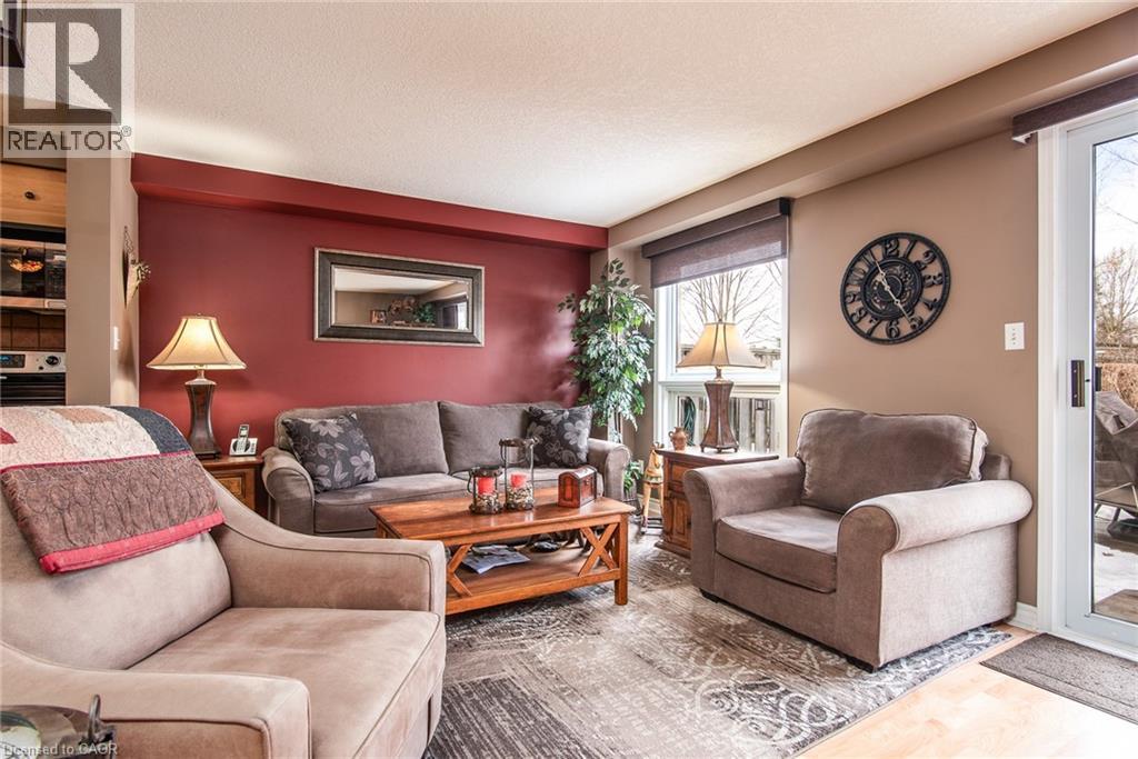 115 Activa Avenue, Kitchener, Ontario  N2E 3T3 - Photo 4 - 40810739