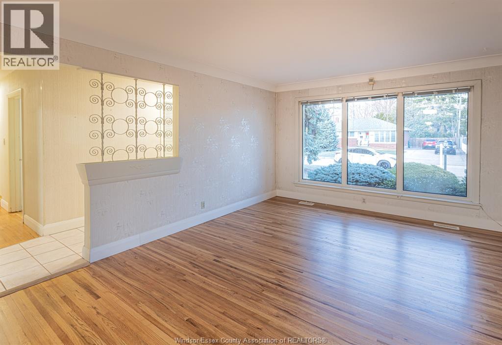 3891 Longfellow, Windsor, Ontario  N9G 2B4 - Photo 6 - 26004847