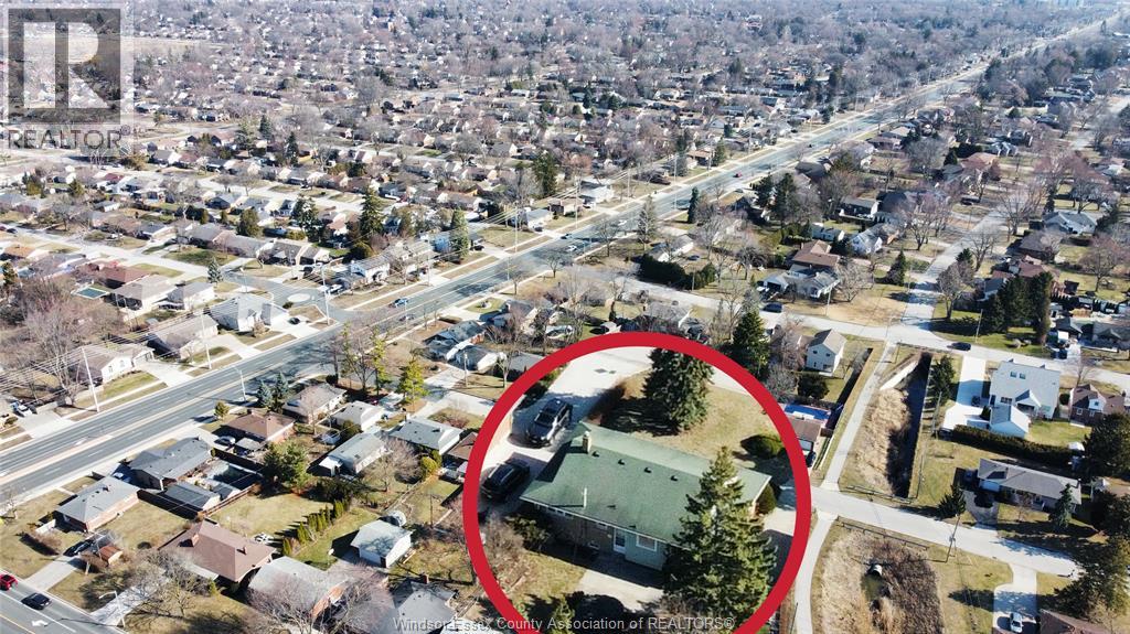 3891 Longfellow, Windsor, Ontario  N9G 2B4 - Photo 35 - 26004847