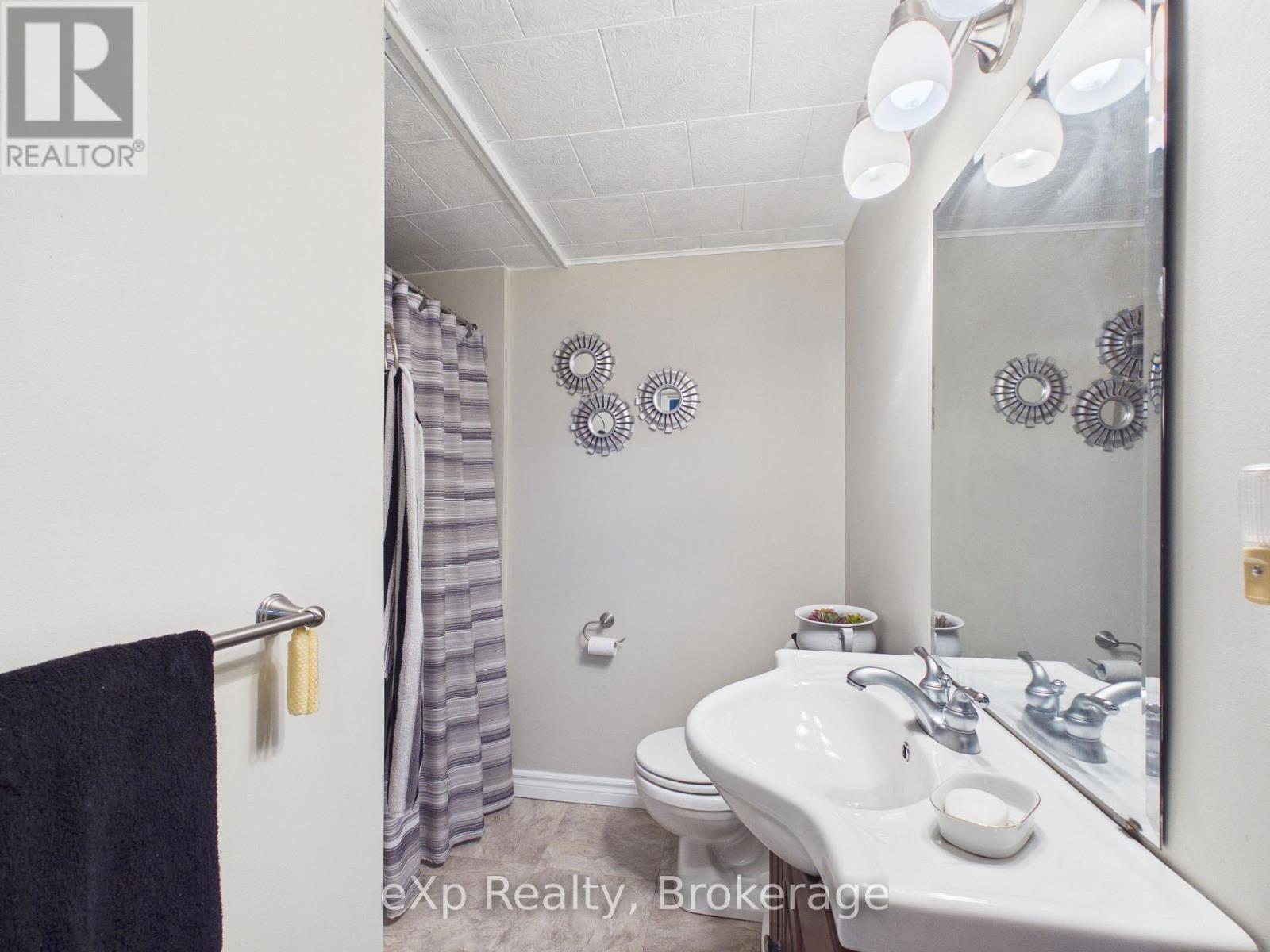 500 6th Street, Hanover, Ontario  N4N 1E5 - Photo 23 - X12861982