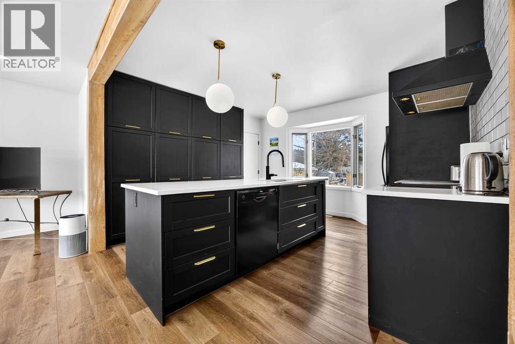 23 Beaupre Crescent Nw, Calgary, Alberta  T3B 2S9 - Photo 8 - A2285320