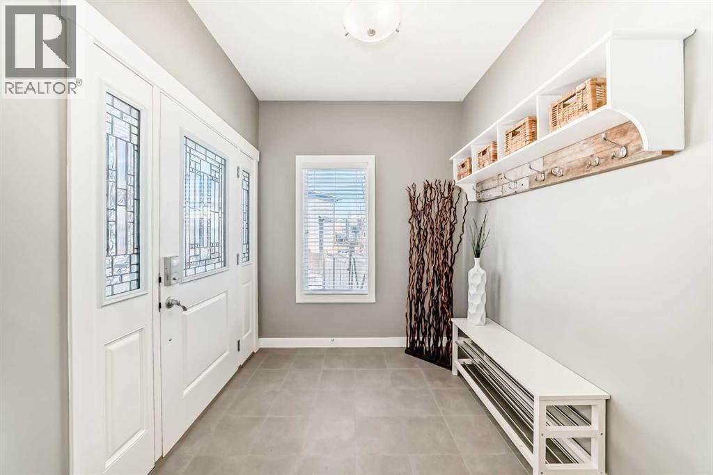 18 Mount Rae Place, Okotoks, Alberta  T1S 0P1 - Photo 7 - A2287857