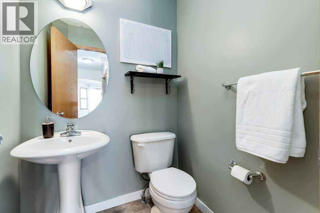 168 Fairways Drive Nw, Airdrie, Alberta  T4B 2R8 - Photo 14 - A2291124