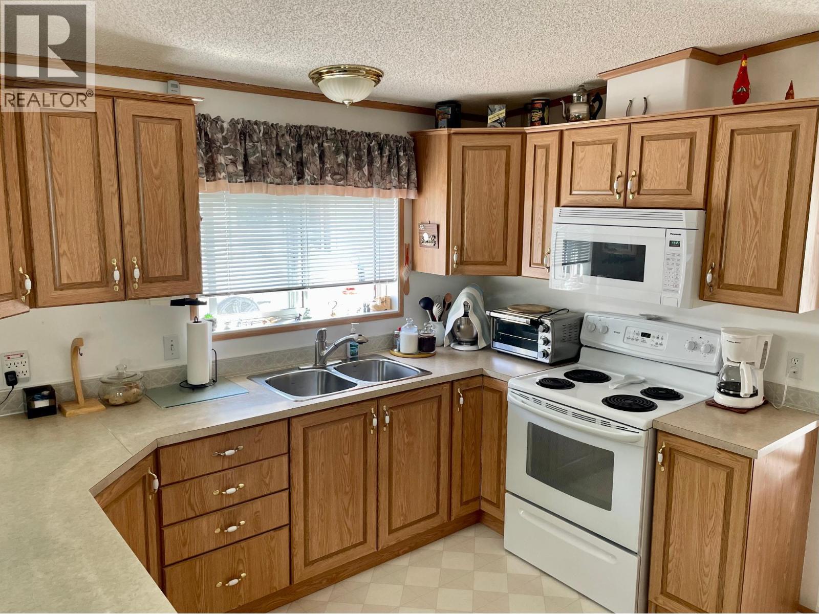 1500 Neimi Road Unit# 16, Christina Lake, British Columbia  V0H 1E2 - Photo 6 - 10378067