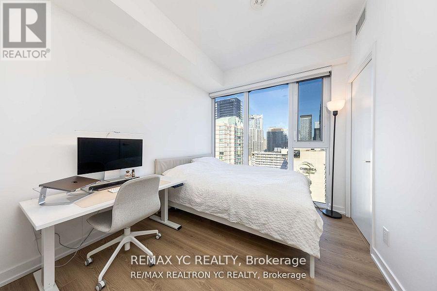 2516 - 20 Edward Street, Toronto, Ontario  M5G 0C5 - Photo 16 - C12862192