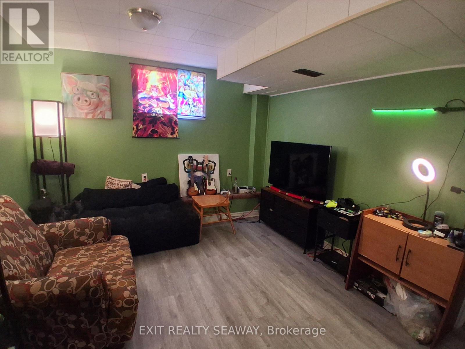 303 Eleventh Street W, Cornwall, Ontario  K6J 3B5 - Photo 6 - X12862072