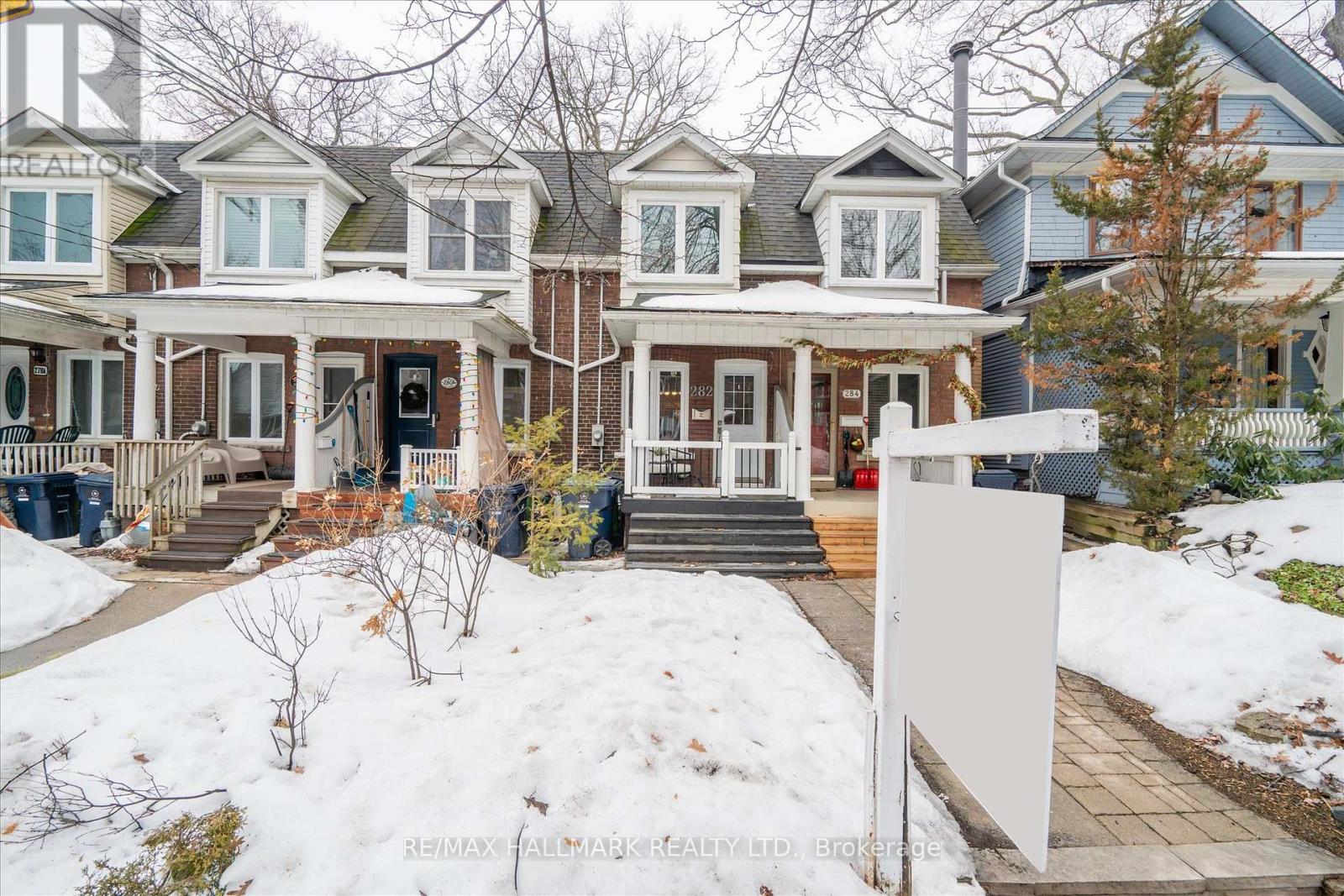282 LEE AVENUE, Toronto, Ontario