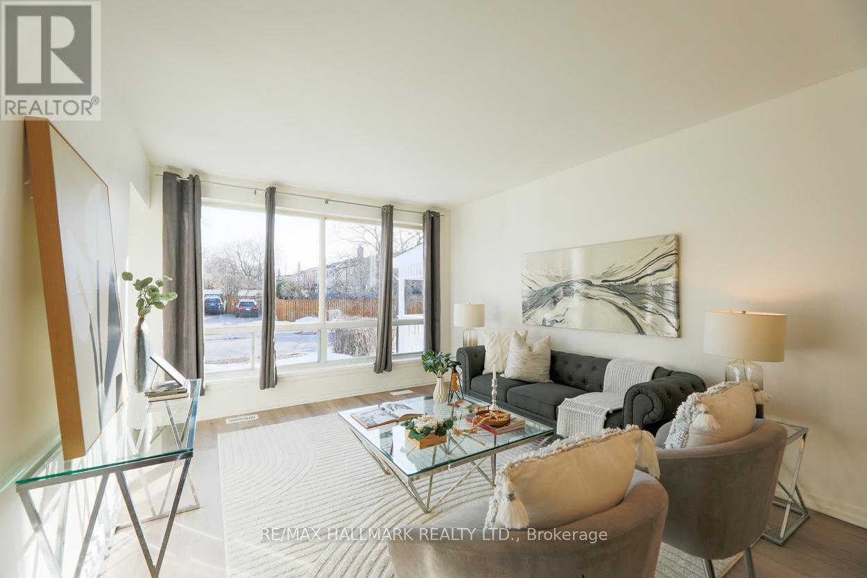 152 Santamonica Boulevard, Toronto, Ontario  M1L 4H6 - Photo 11 - E12862154