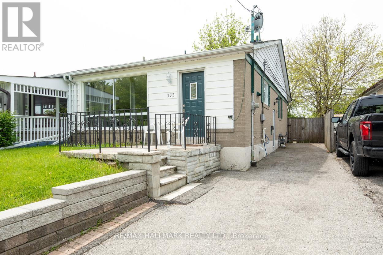 152 Santamonica Boulevard, Toronto, Ontario  M1L 4H6 - Photo 4 - E12862154