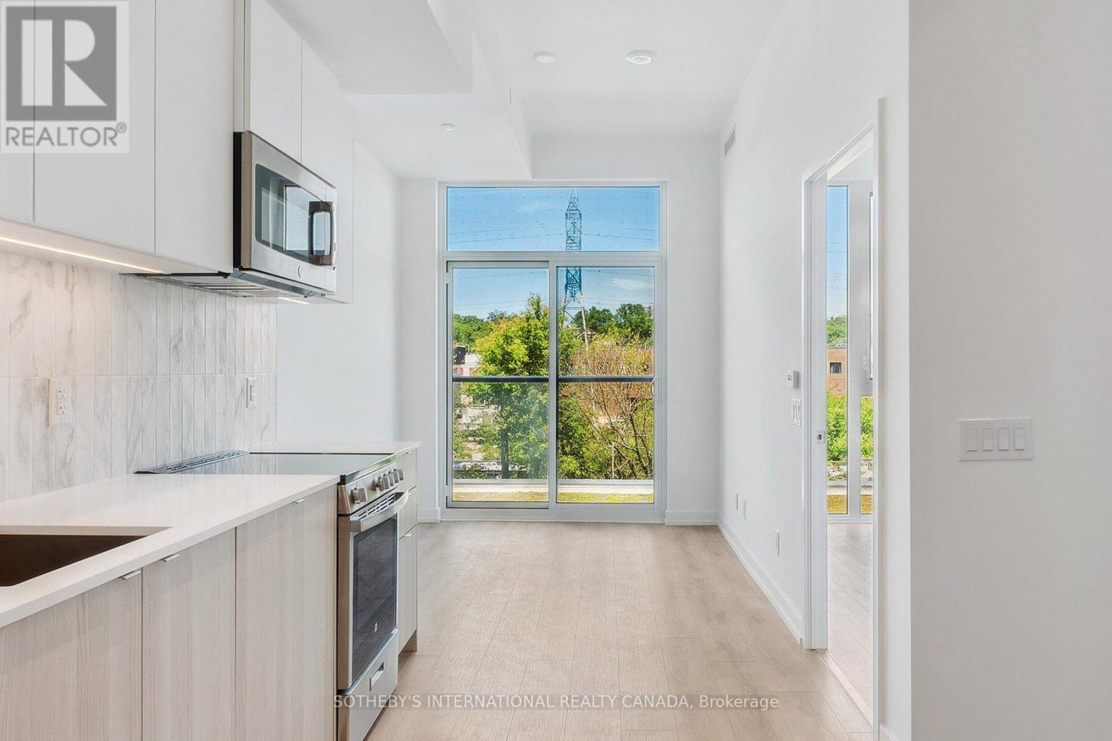 310 - 500 Dupont Street, Toronto (Annex), Ontario  M6G 1Y7 - Photo 2 - C12759334