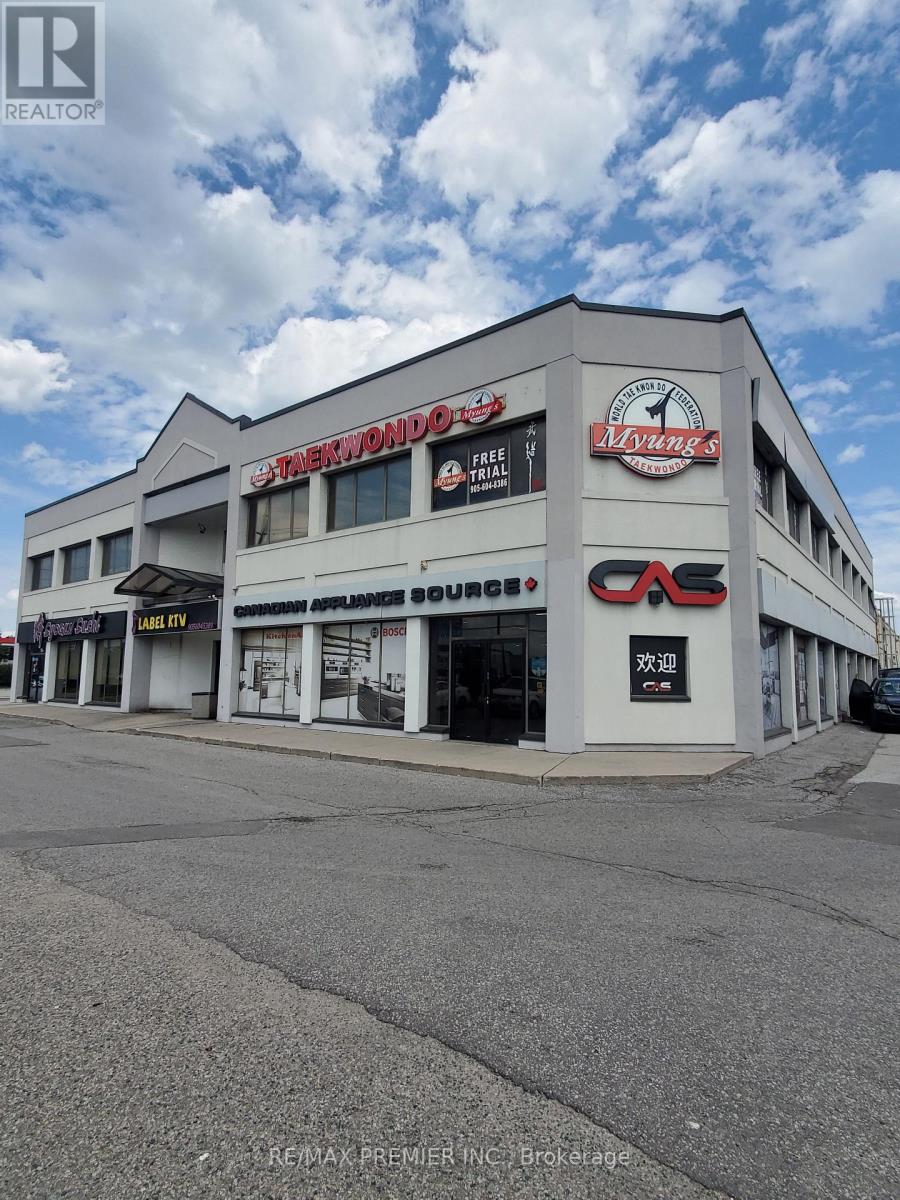 102 - 8261 Woodbine Avenue, Markham (Buttonville), Ontario  L3R 8Z5 - Photo 9 - N12862184