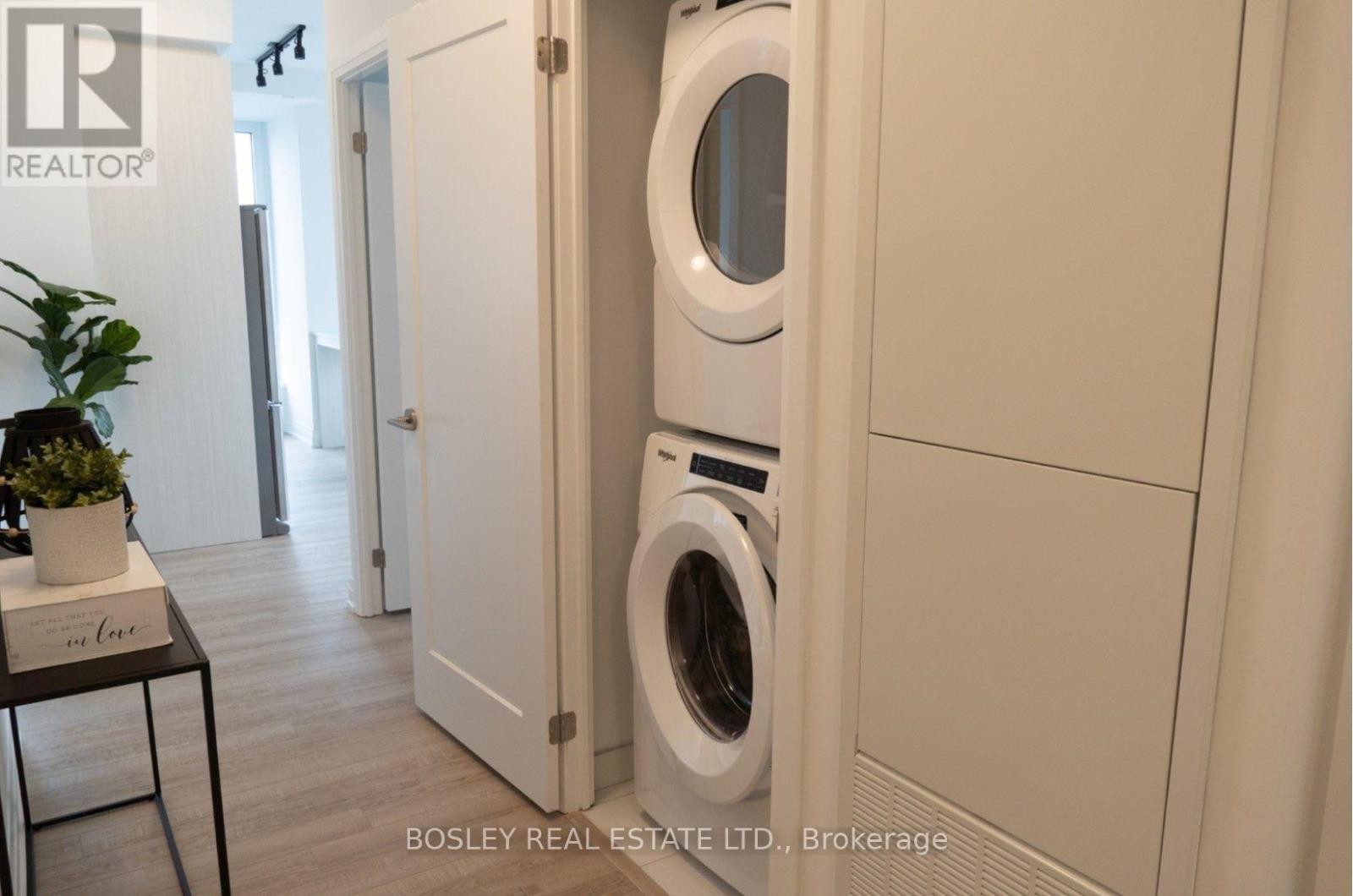 715 - 286 Main Street, Toronto, Ontario  M4C 0B3 - Photo 13 - E12846326