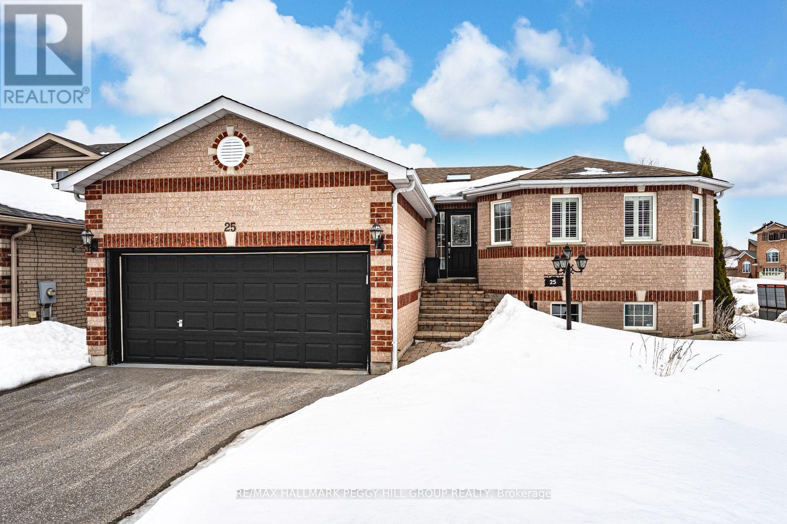 25 KELL PLACE, Barrie, Ontario