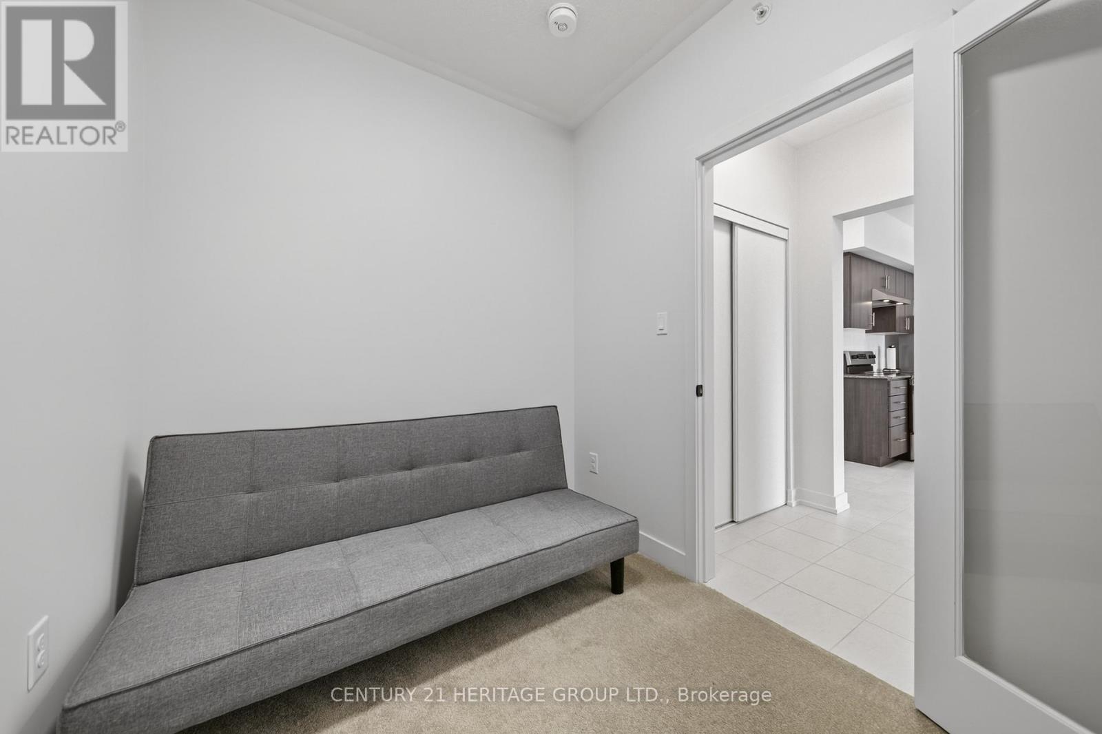 4 Spice Way, Barrie, Ontario  L9J 0M2 - Photo 18 - S12862132