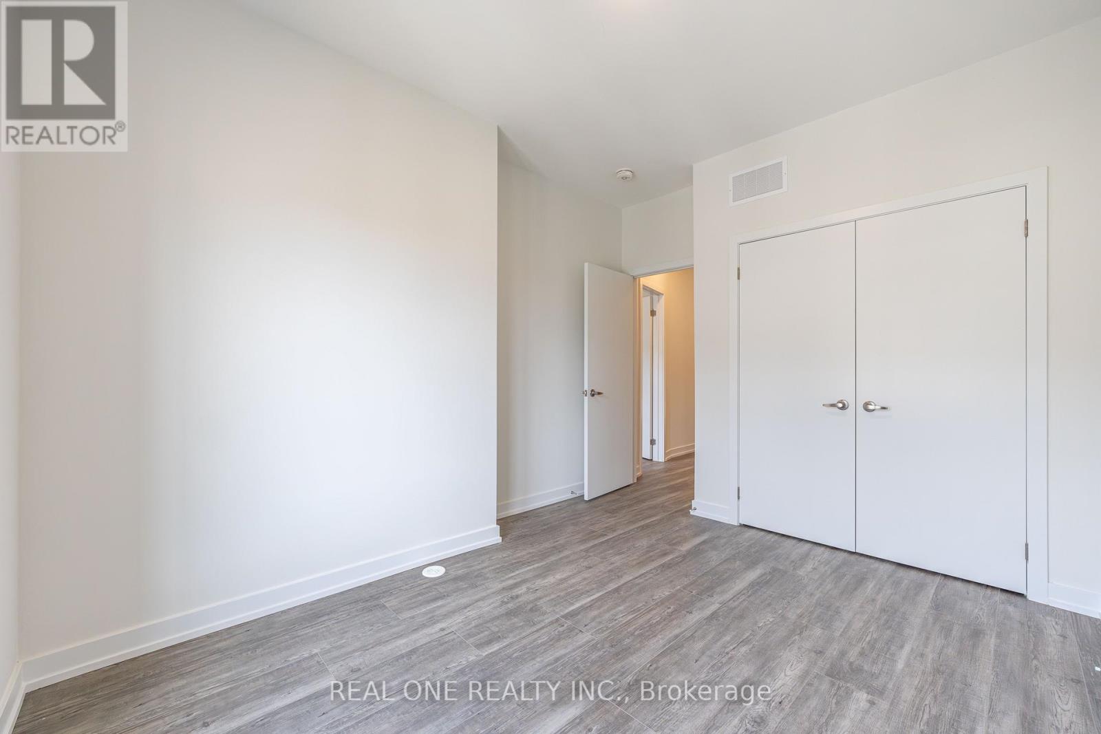 6 Mermot Lane, Richmond Hill, Ontario  L4B 0J5 - Photo 24 - N12780480