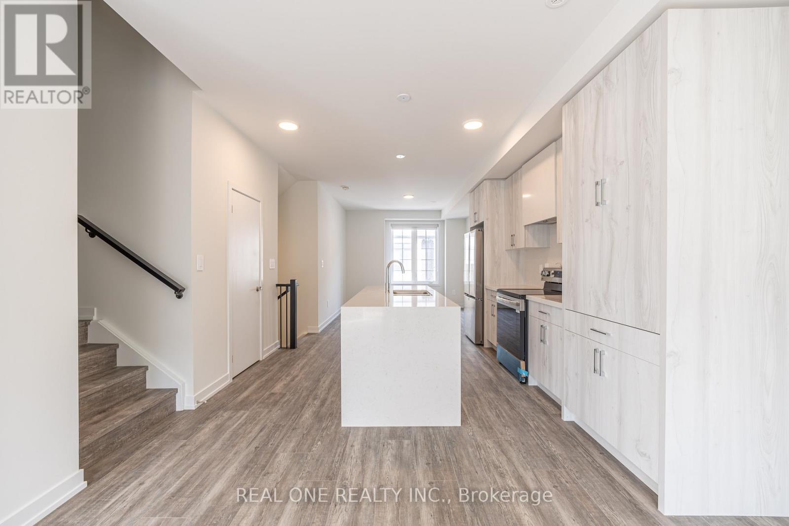 6 Mermot Lane, Richmond Hill, Ontario  L4B 0J5 - Photo 14 - N12780480