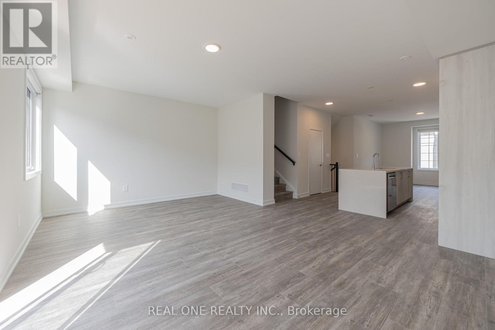 6 Mermot Lane, Richmond Hill, Ontario  L4B 0J5 - Photo 16 - N12780480