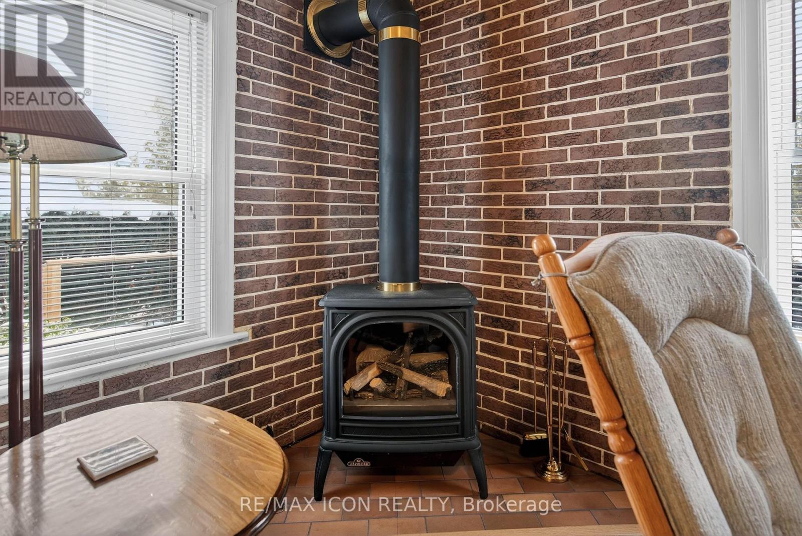 38236 Fingal Line, Southwold, Ontario  N5P 3S5 - Photo 11 - X12724300