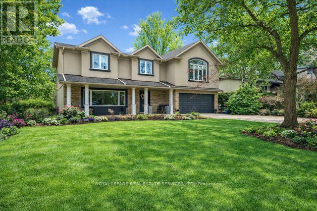 1302 Hillview Crescent, Oakville, Ontario  L6H 2C7 - Photo 3 - W12642790