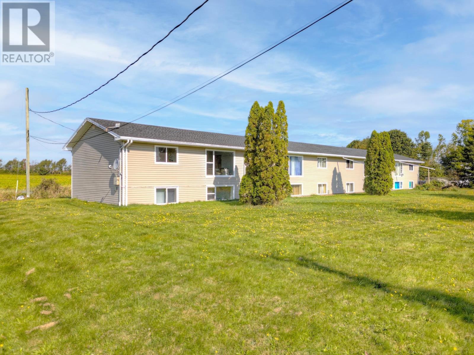 78 Main Street, Cornwall, Prince Edward Island  C0A 1H8 - Photo 3 - 202604160