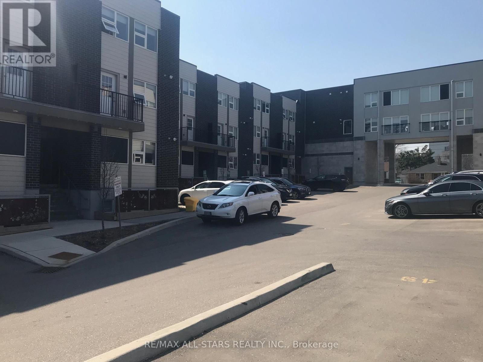 219 - 338 Albert Street, Waterloo, Ontario  N2L 3T8 - Photo 4 - X12858490