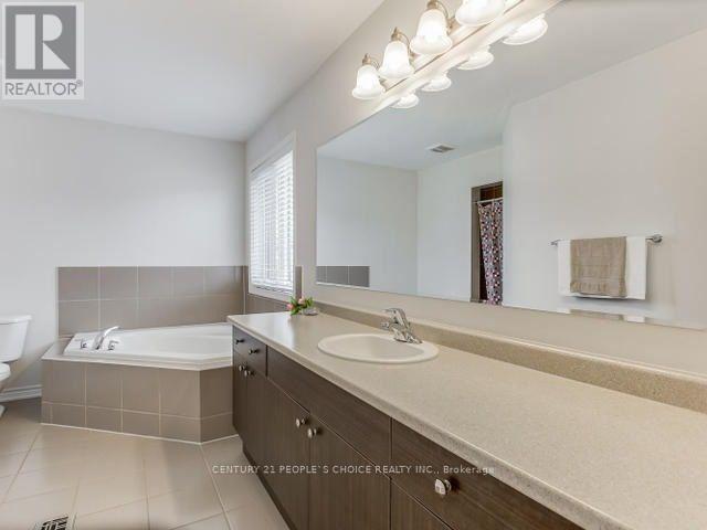 4 Dublin Road, Brampton, Ontario  L7A 0T6 - Photo 12 - W12861992