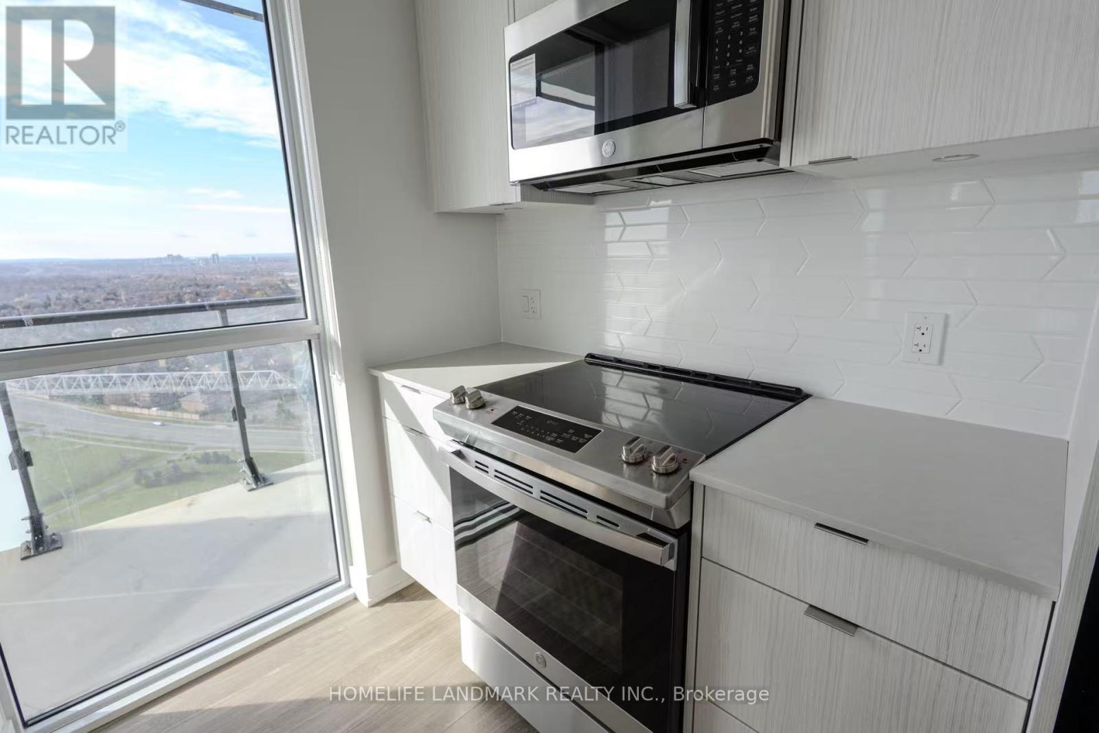 2210 - 4130 Parkside Village Drive, Mississauga, Ontario  L5B 3M8 - Photo 7 - W12862144