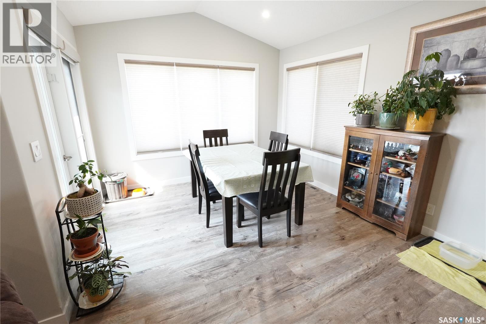 44 Crescent Drive, Avonlea, Saskatchewan  S0H 0C0 - Photo 6 - SK030007