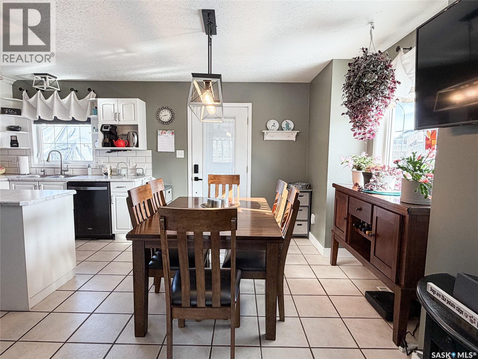 1 Morin Crescent, Meadow Lake, Saskatchewan  S9X 1Z8 - Photo 7 - SK030001