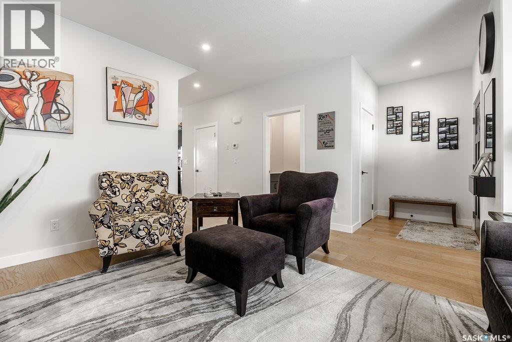 241 Feheregyhazi Boulevard, Saskatoon, Saskatchewan  S7W 0C2 - Photo 3 - SK029999